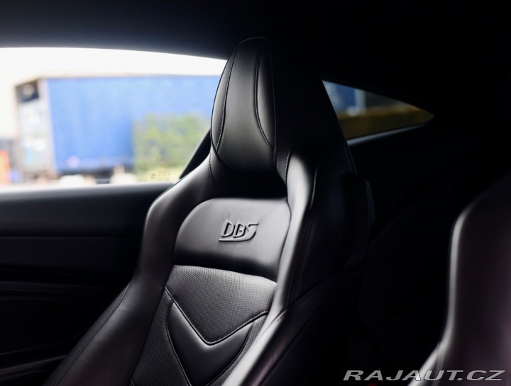 Aston Martin DBS Superleggera 5.2 V12 533 2021