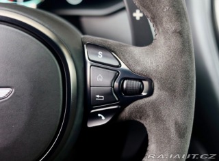 Aston Martin DBS Superleggera 5.2 V12 533 2021
