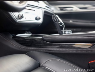 BMW 7 M760Li xDrive A/T 2019