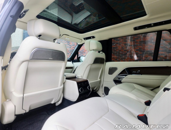 Land Rover Range Rover P460e Autobiography LWB, 2024