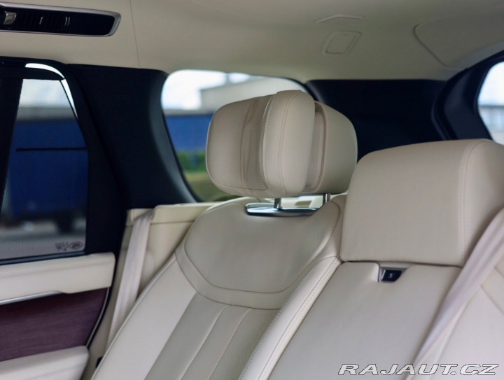 Land Rover Range Rover P460e Autobiography LWB, 2024