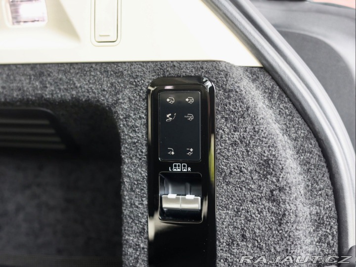 Land Rover Range Rover P460e Autobiography LWB, 2024