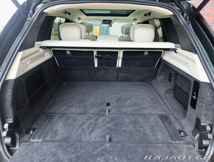 Land Rover Range Rover P460e Autobiography LWB, 2024