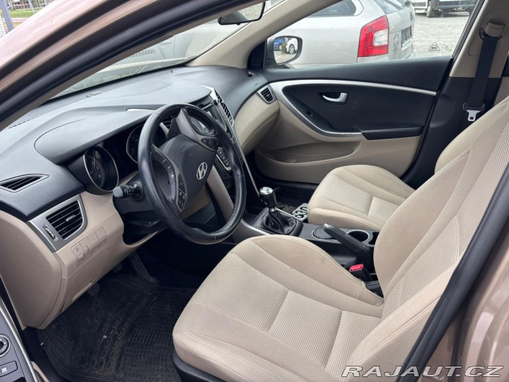Hyundai i30 1.6i, 81KW 2014