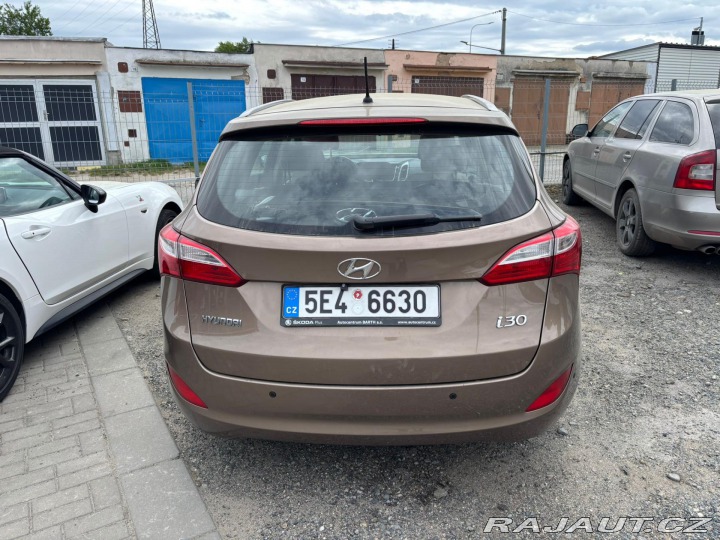 Hyundai i30 1.6i, 81KW 2014
