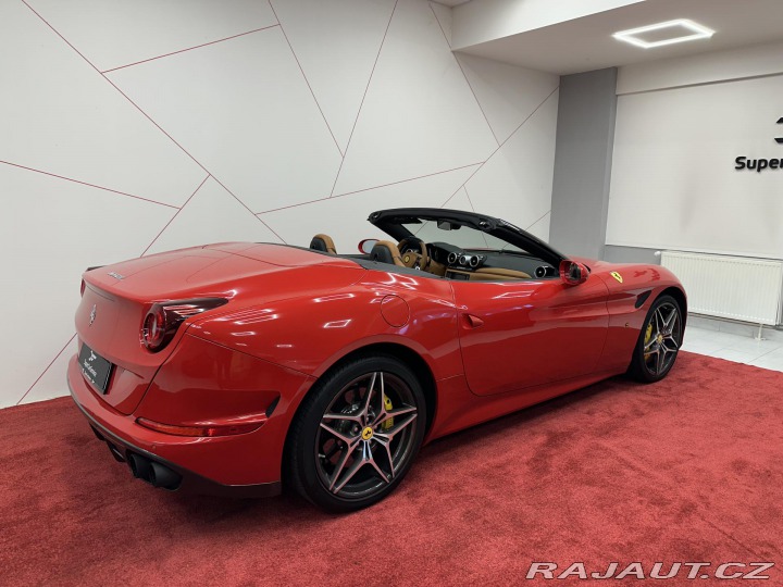 Ferrari California T, Handling speciale*TOP* 2016
