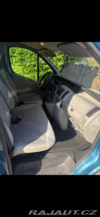 Opel Vivaro  2006