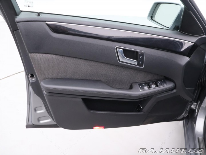 Mercedes-Benz E 3,0 350CDI 170kW Avantgar 2011