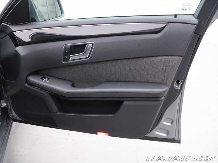 Mercedes-Benz E 3,0 350CDI 170kW Avantgar 2011