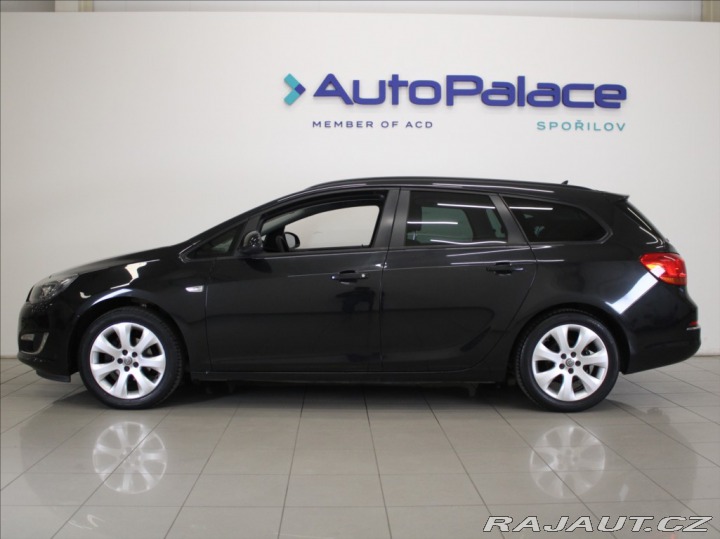 Opel Astra 1,4 Turbo ST 137tkm.2.maj 2013
