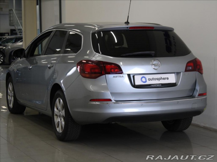 Opel Astra 1,6 CDTi 81kW Cosmo Výpro 2015