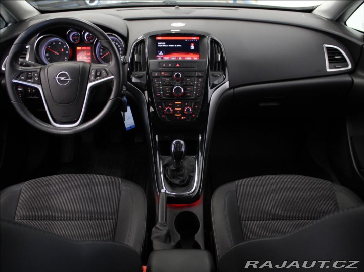 Opel Astra 1,6 CDTi 81kW Cosmo Výpro 2015