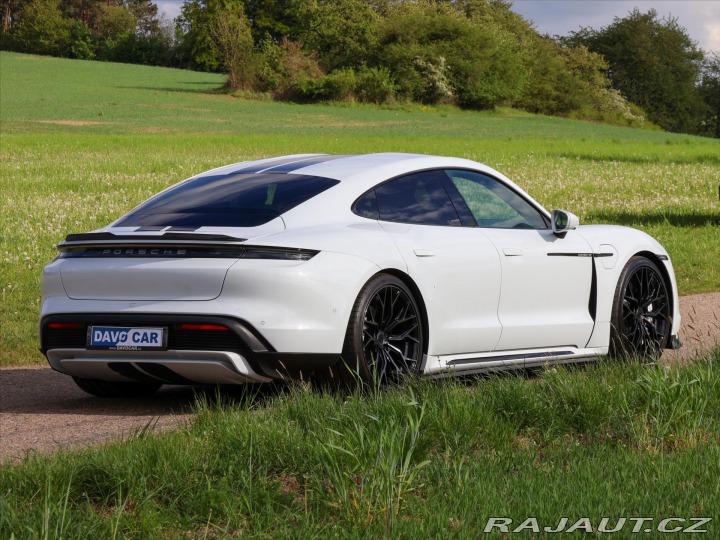 Porsche Taycan Turbo 460kW DPH CZ 2020