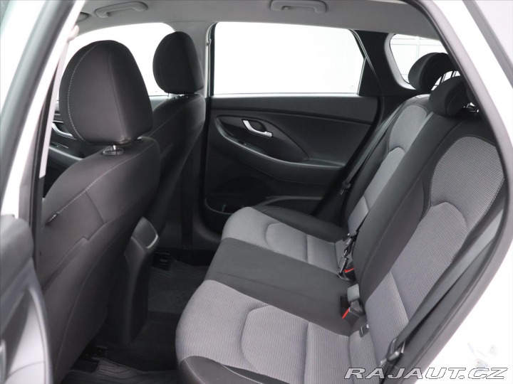 Hyundai i30 1,6 CRDi 81kW Trikolor ta 2017