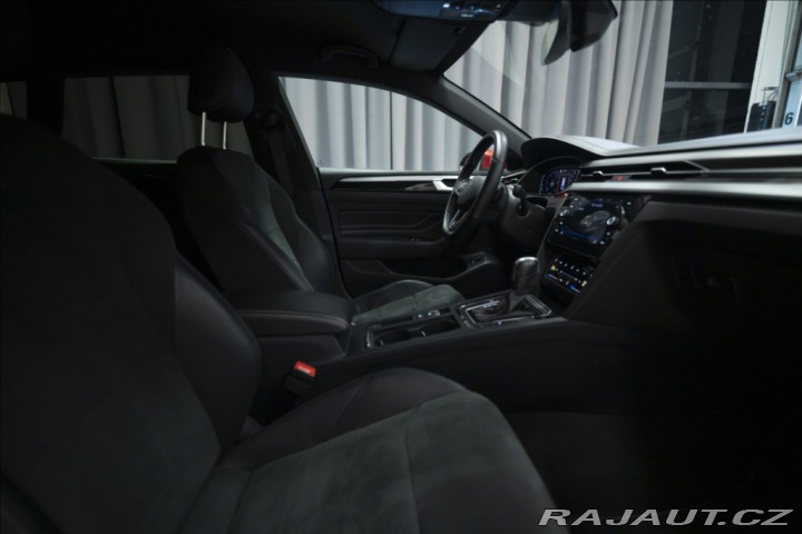 Volkswagen Arteon 2,0 TDI DSG R-LINE 1. MAJ 2022