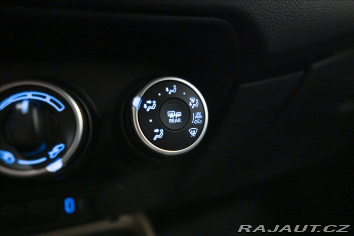 Toyota Aygo 1,0 i AT 1. MAJ ČR 1254 K 2025