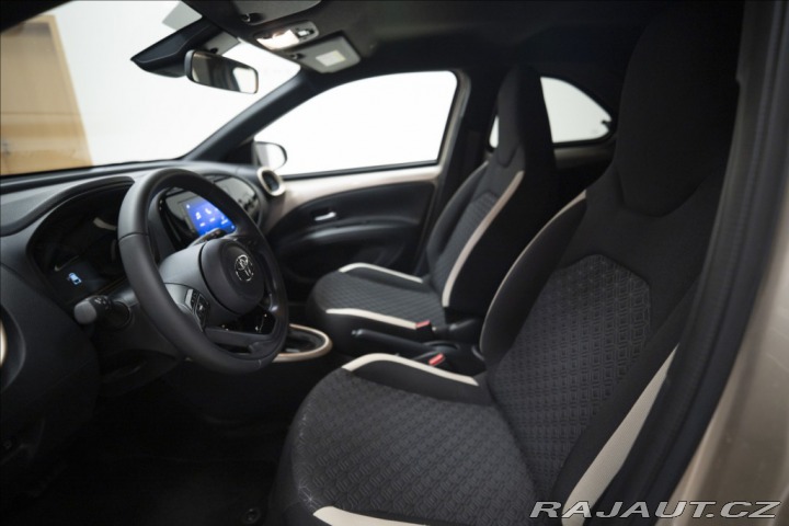 Toyota Aygo 1,0 i AT 1. MAJ ČR 1254 K 2025
