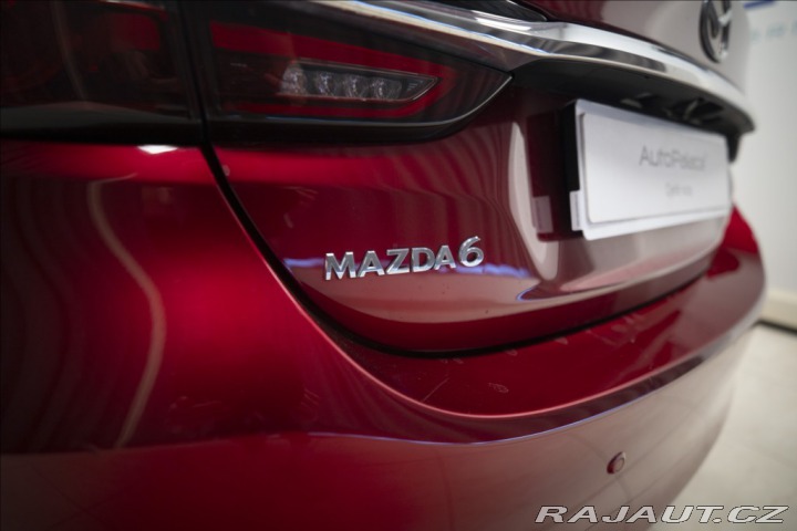 Mazda 2 1,5 SKYACTIV NAVI VÝHŘEV 1800