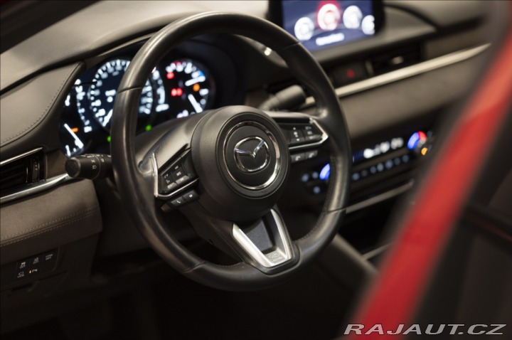 Mazda 2 1,5 SKYACTIV NAVI VÝHŘEV 1800