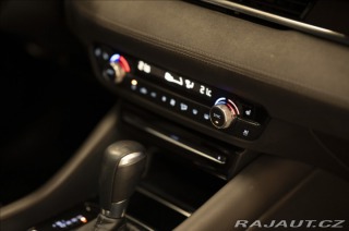 Mazda 2 1,5 SKYACTIV NAVI VÝHŘEV 1800
