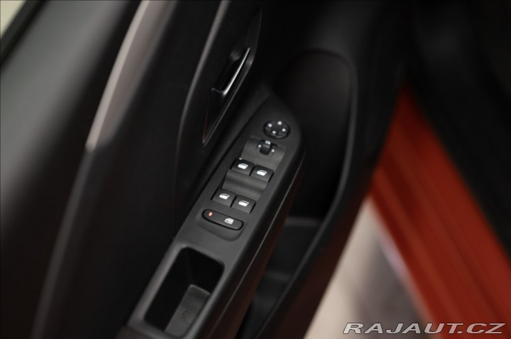 Opel Corsa 1,2 i KLIMA VÝHŘEV VOLANT 2019
