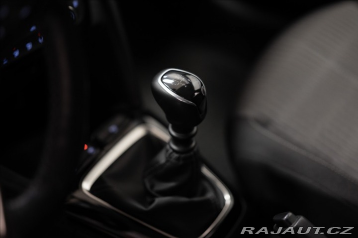 Opel Corsa 1,2 i KLIMA VÝHŘEV VOLANT 2019