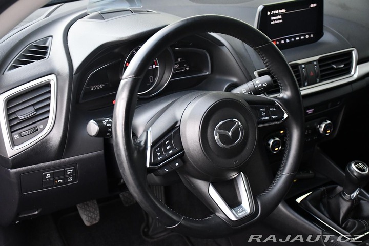 Mazda 3 2.0iSIGNATURE+ TAŽNÉ HUD 2019