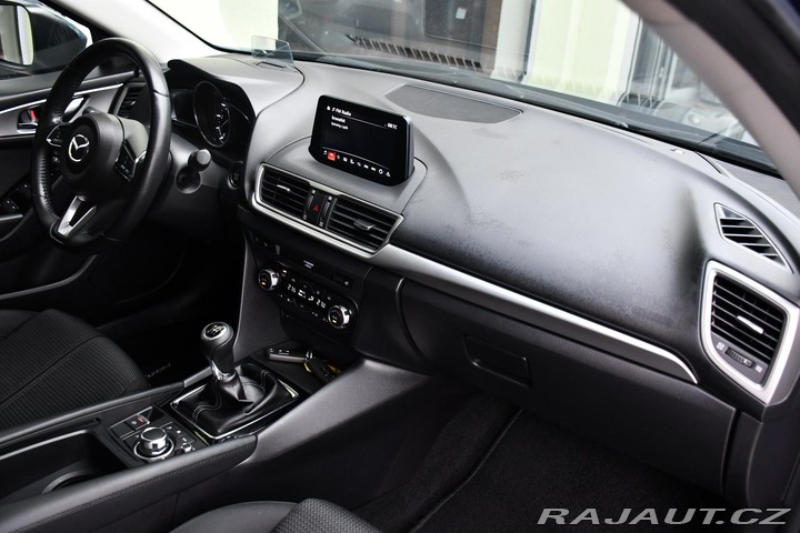 Mazda 3 2.0iSIGNATURE+ TAŽNÉ HUD 2019