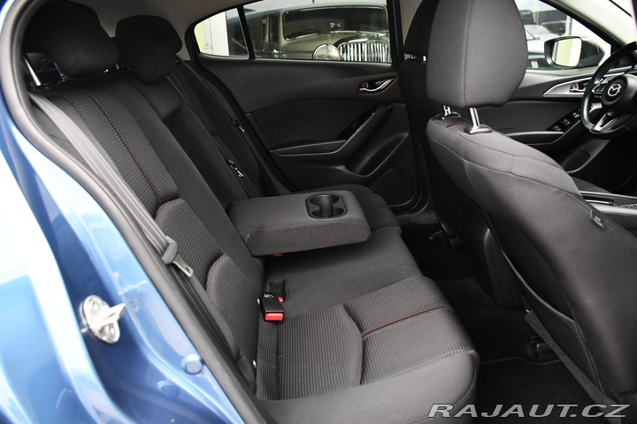 Mazda 3 2.0iSIGNATURE+ TAŽNÉ HUD 2019