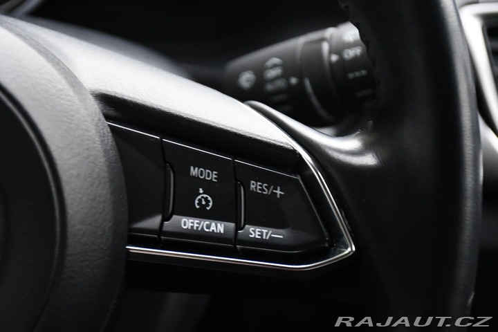 Mazda 3 2.0iSIGNATURE+ TAŽNÉ HUD 2019