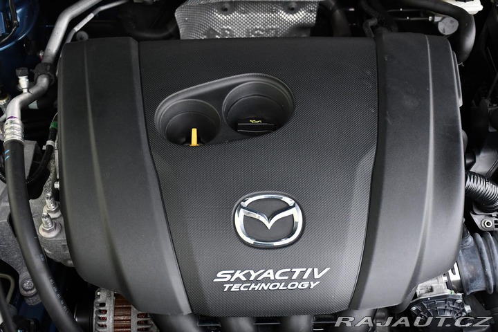 Mazda 3 2.0iSIGNATURE+ TAŽNÉ HUD 2019