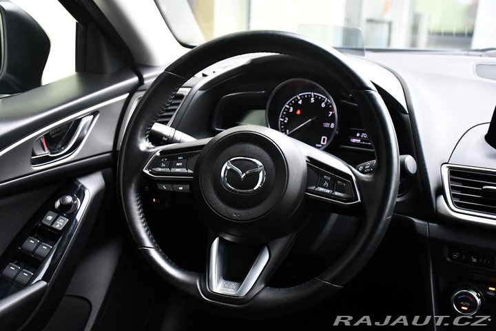 Mazda 3 2.0iSIGNATURE+ TAŽNÉ HUD 2019