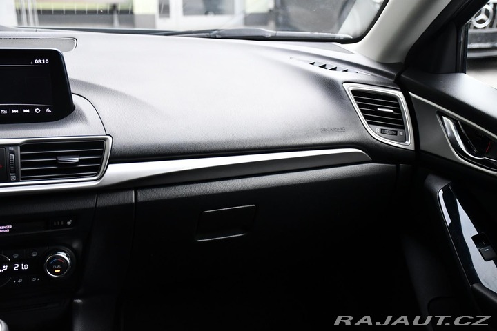 Mazda 3 2.0iSIGNATURE+ TAŽNÉ HUD 2019