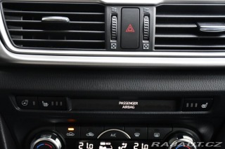 Mazda 3  2019