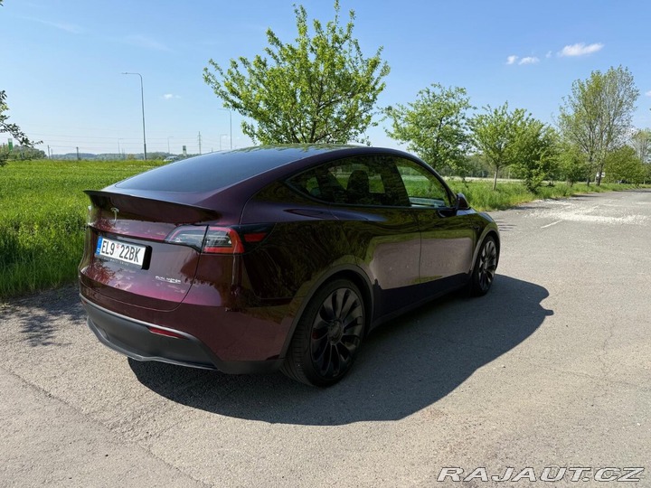 Tesla Model Y Dual motor 2023