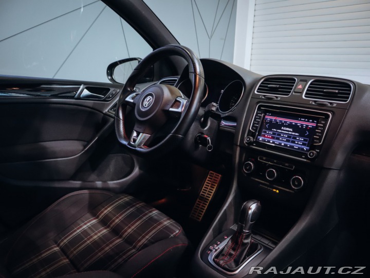 Volkswagen Golf GTI 2012