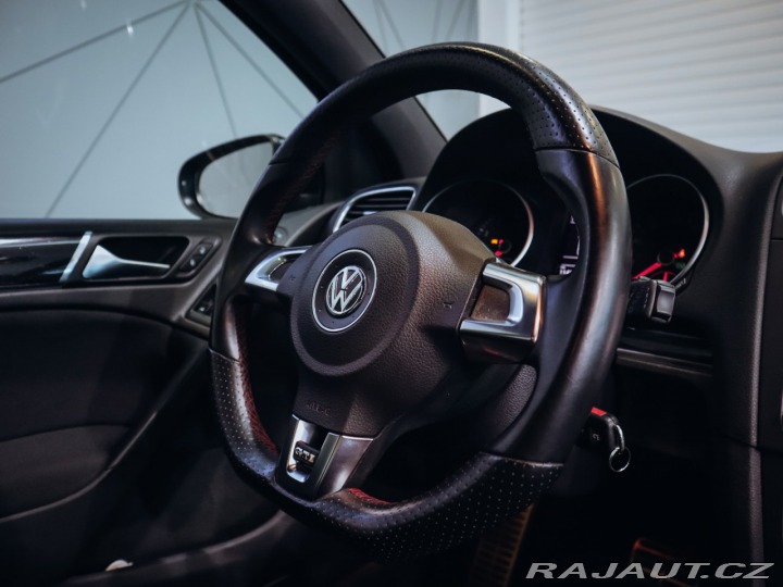 Volkswagen Golf GTI 2012