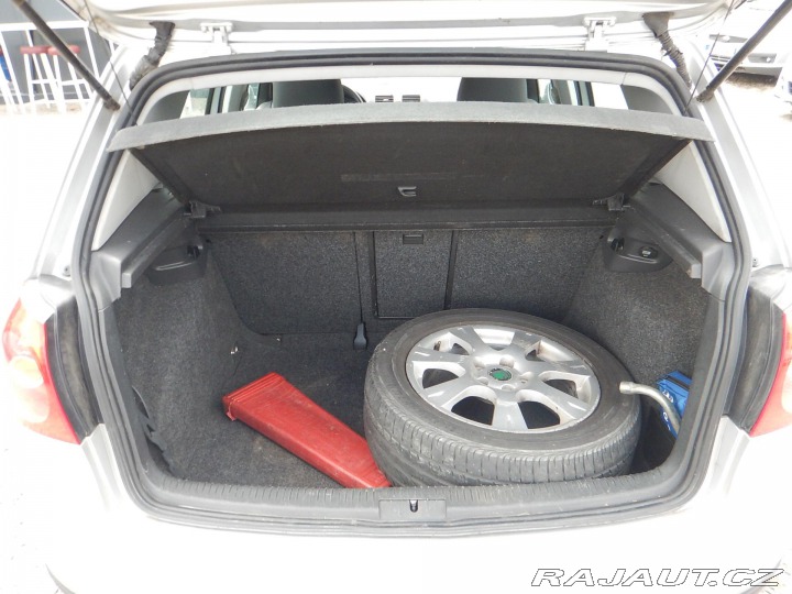 Volkswagen Golf V 1.4i, 55 kW, DIGIKLIMA 2003