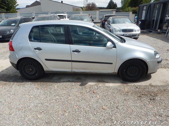 Volkswagen Golf V 1.4i, 55 kW, DIGIKLIMA 2003