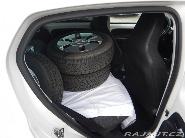 Volkswagen up! 1.0i, CNG, KLIMA 2013