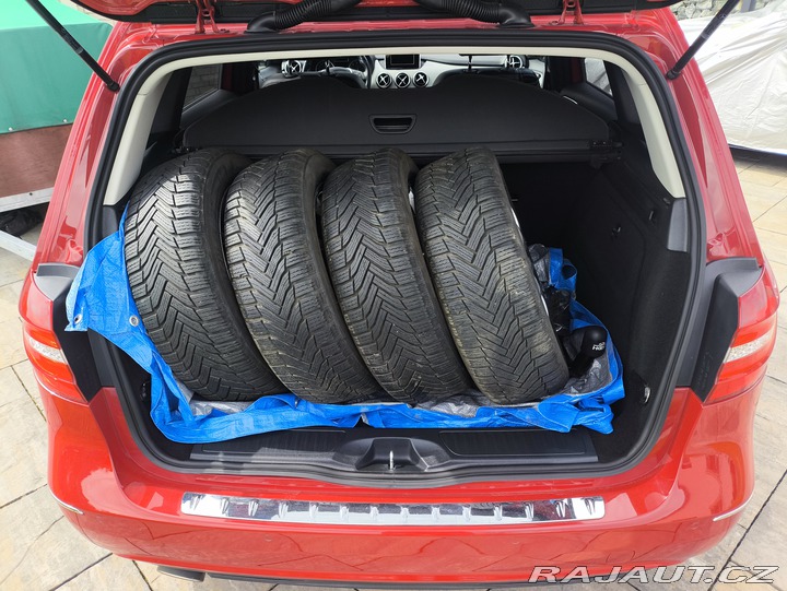 Mercedes-Benz B W246 2013