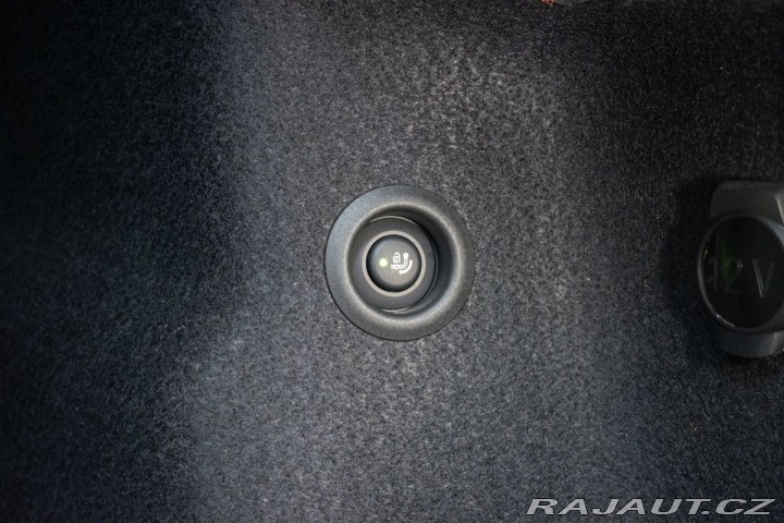 BMW 2 218d REZERVACE 2024