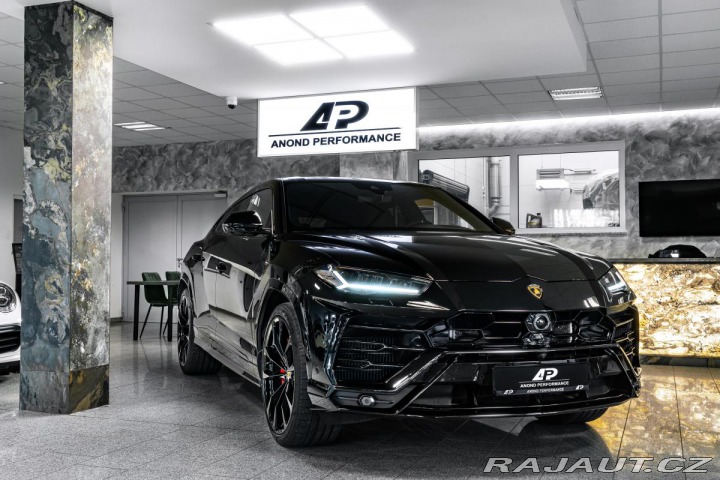 Lamborghini Urus B&O/23/Akrapovi 2022