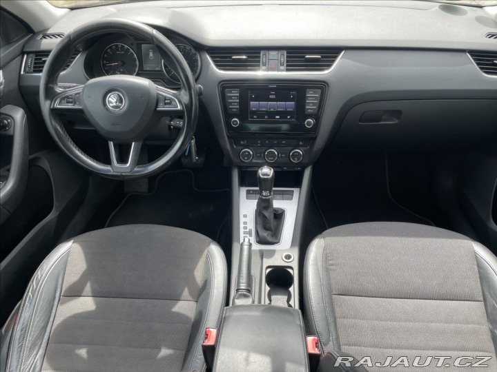 Škoda Octavia 2,0 TDi 110kw DSG Style L 2013