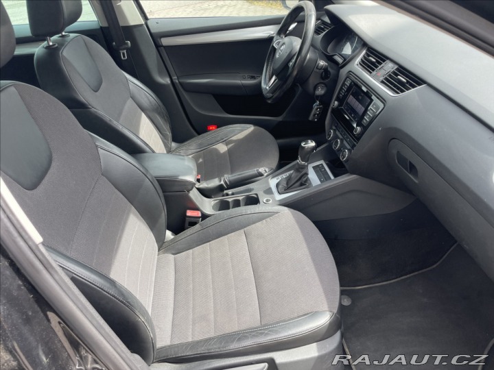 Škoda Octavia 2,0 TDi 110kw DSG Style L 2013