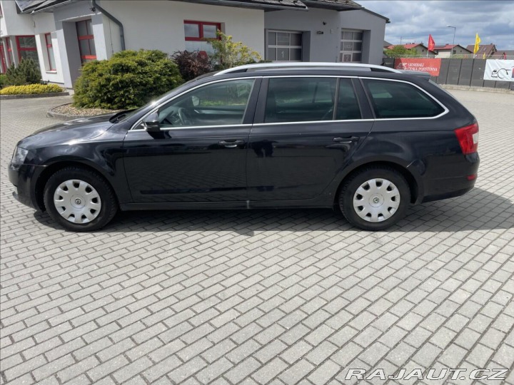 Škoda Octavia 2,0 TDi 110kw DSG Style L 2013