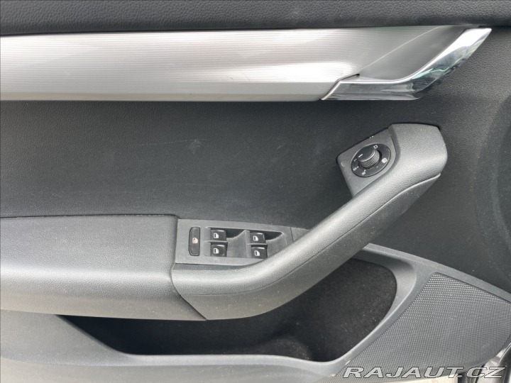 Škoda Octavia 2,0 TDi 110kw DSG Style L 2013