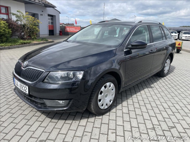 Škoda Octavia 2,0 TDi 110kw DSG Style L 2013