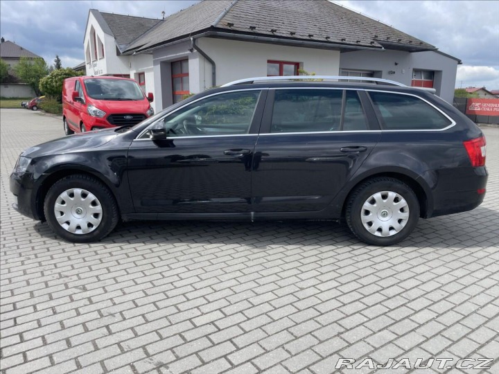 Škoda Octavia 2,0 TDi 110kw DSG Style L 2013