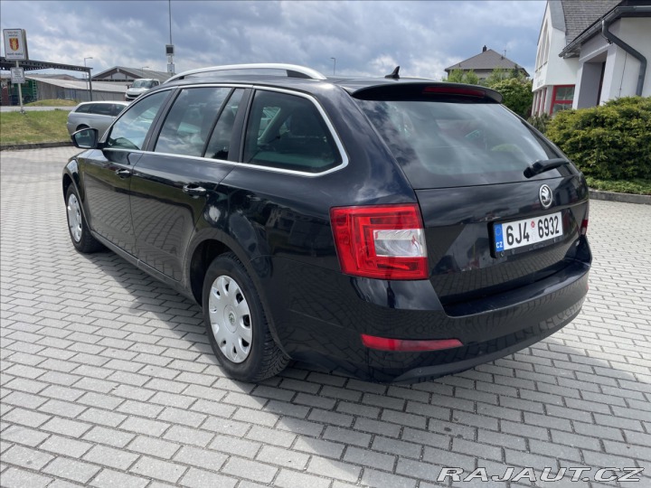 Škoda Octavia 2,0 TDi 110kw DSG Style L 2013